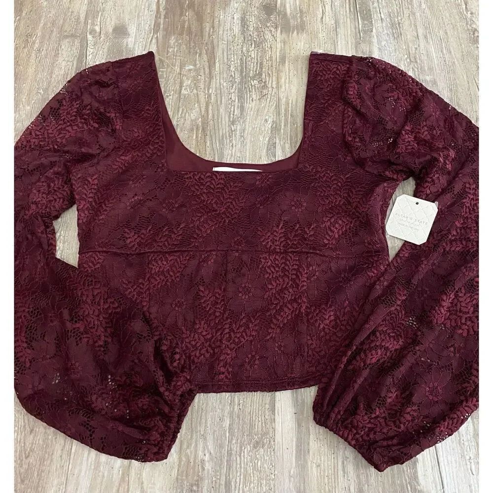 Altar’d State Burgundy Lace Crop Top Size XL Msrp $59